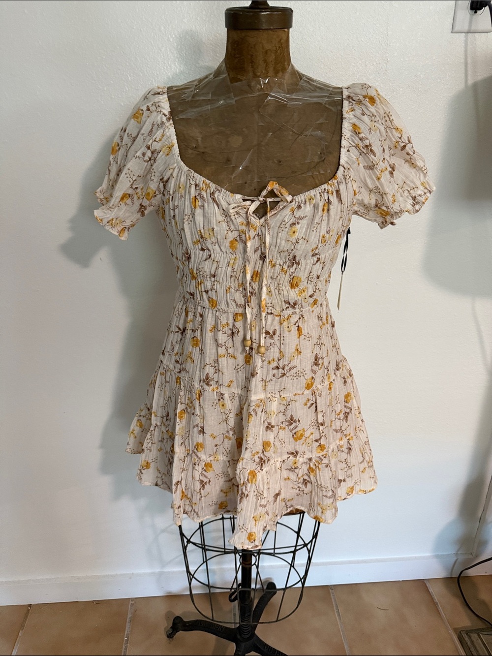 NWT Liberty Love Floral Tie-Front Peasant Dres - Cream with Yellow Flowers S